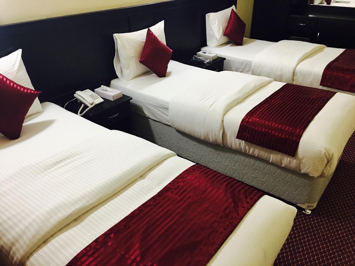 Simba Hotel baithans group Dubai Bagian luar foto
