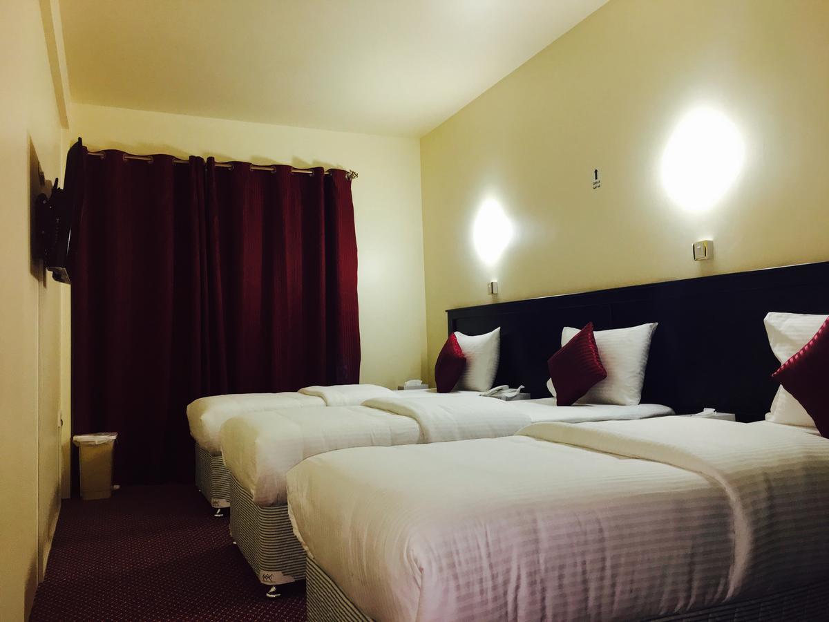 Simba Hotel baithans group Dubai Bagian luar foto