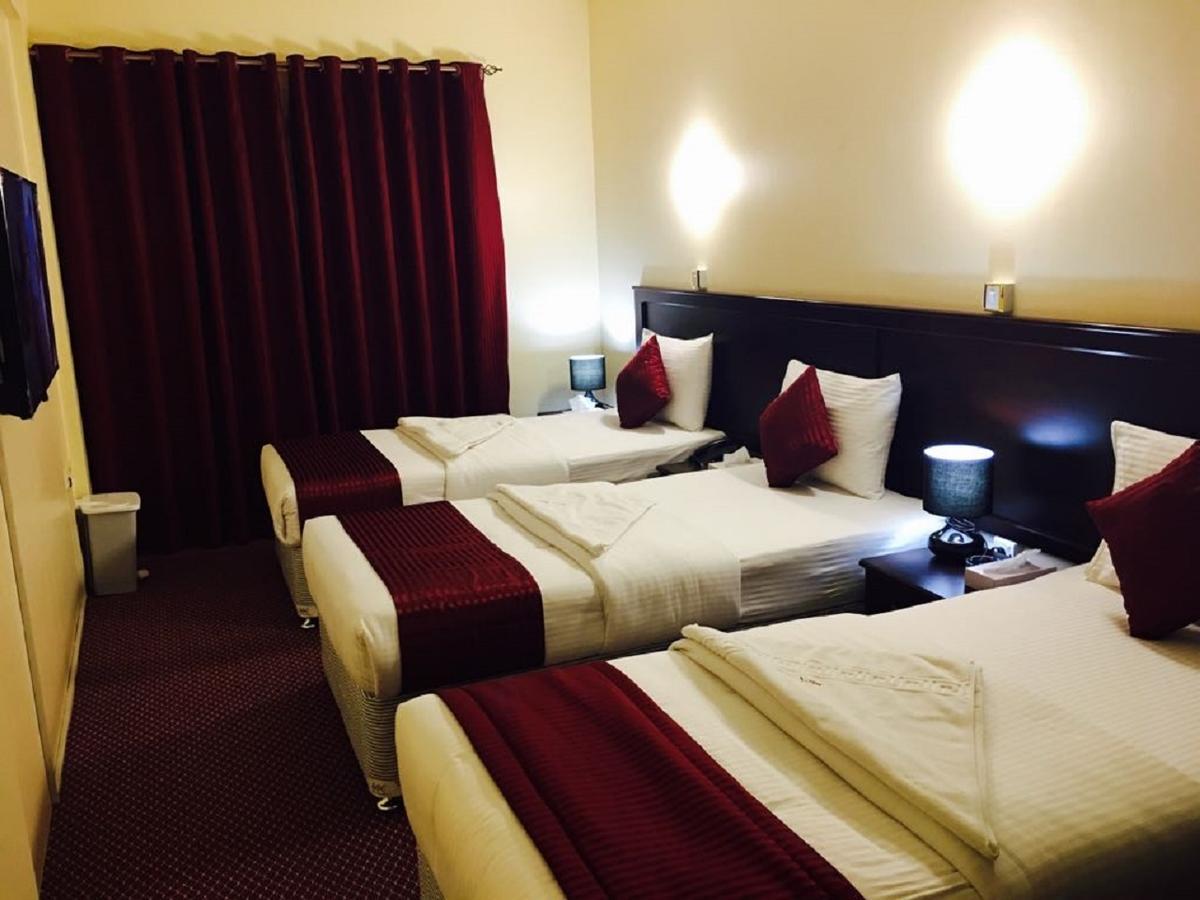 Simba Hotel baithans group Dubai Bagian luar foto